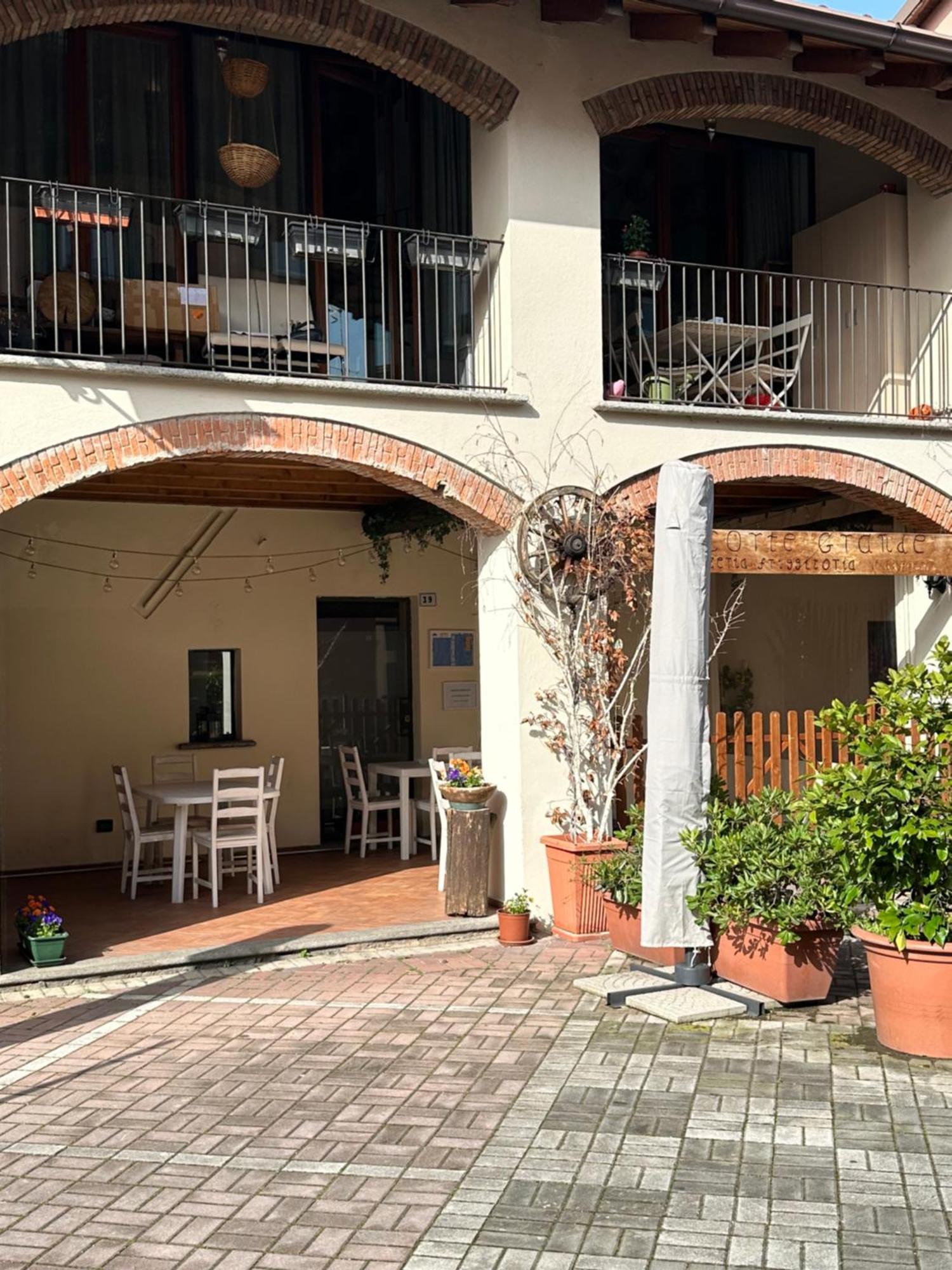 Corte Grande Apartment Lipomo Ngoại thất bức ảnh